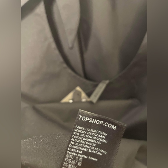 Brand new black topshop blouse with exposed back size small - Picture 4 of 6